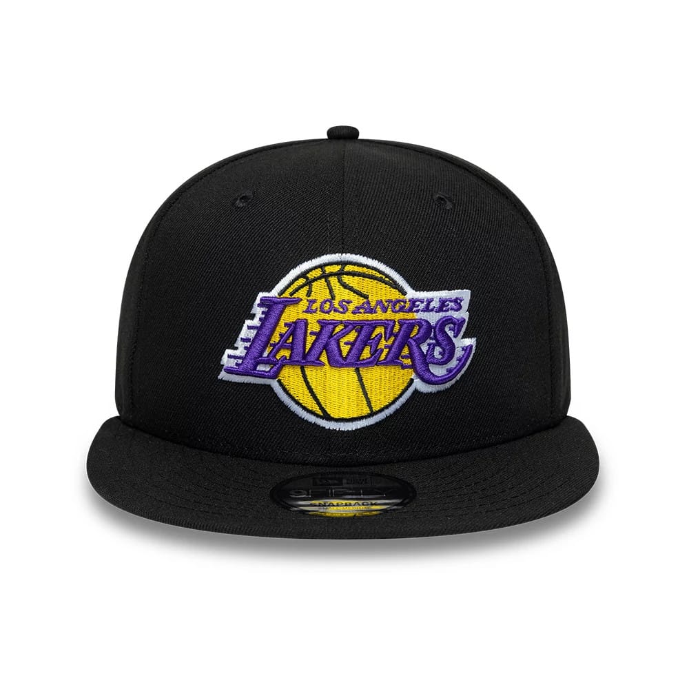 Pictured is this NBA LA Lakers 9FIFTY Snapback cap in black. 2