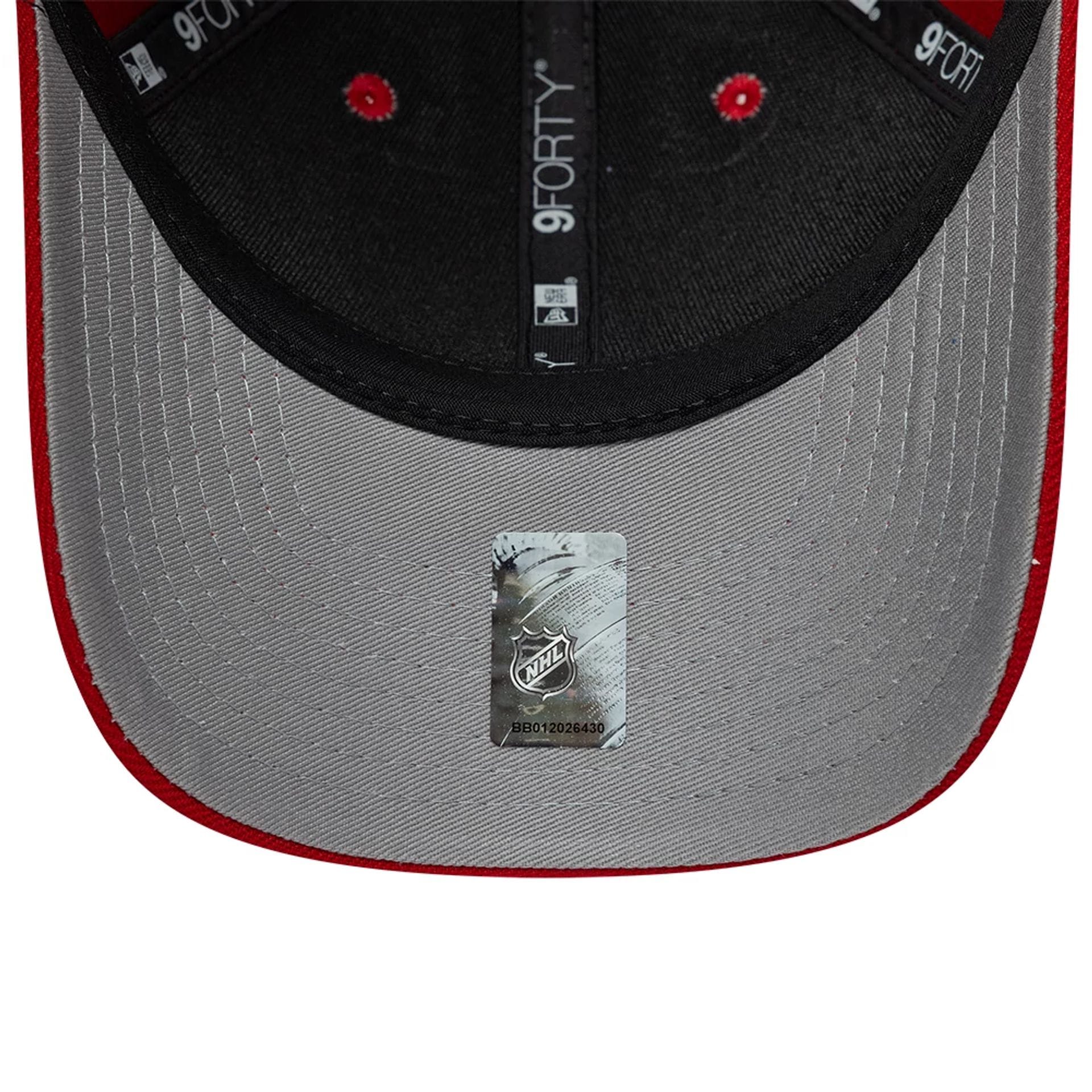 Pictured is this NHL Team Detroit Red Wings 9FORTY M-Crown cap in red. 2