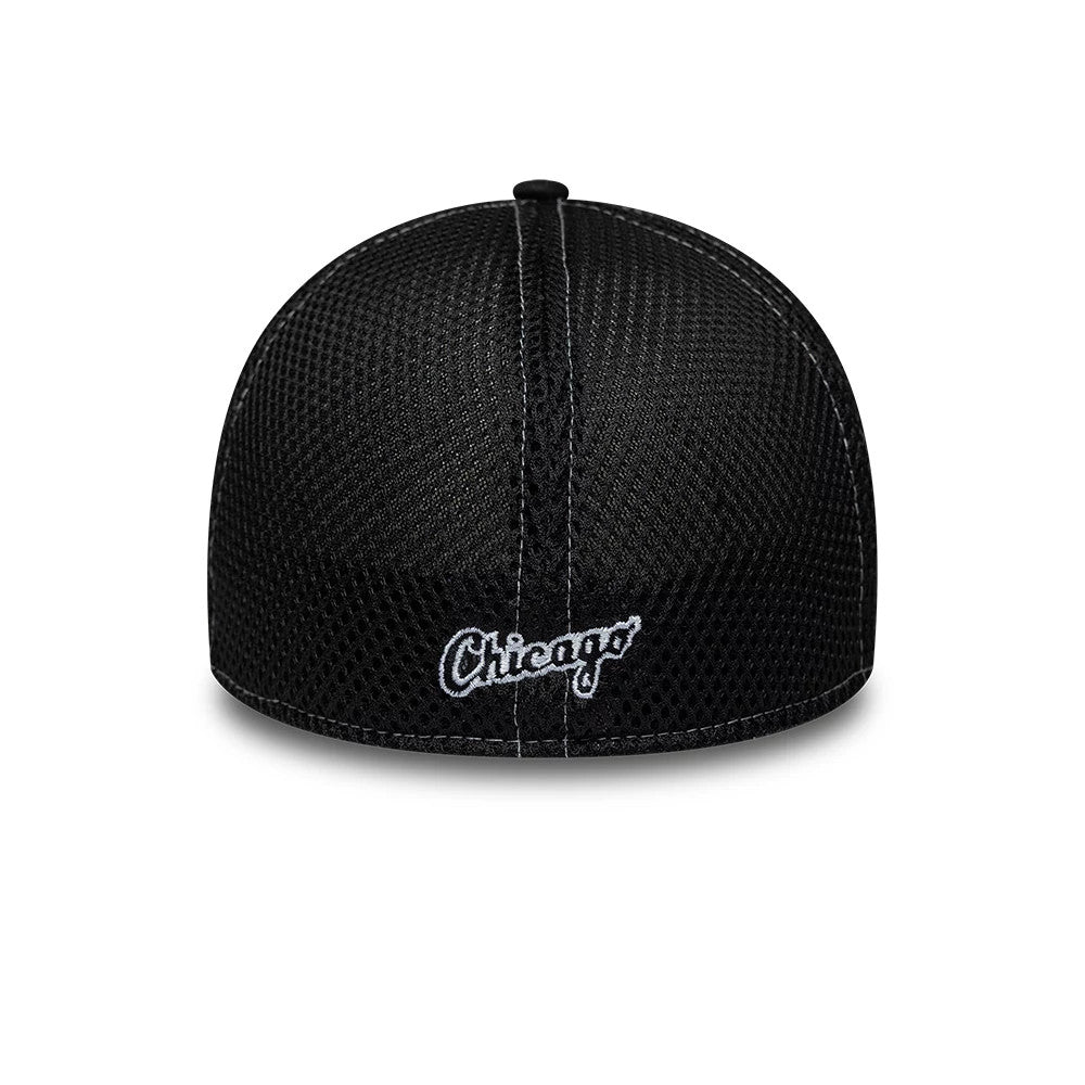 Pictured is this MLB Neo Chicago White Sox 39THIRTY Stretch Fit cap in black. 4