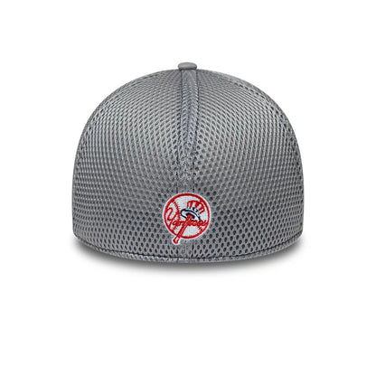Pictured is this MLB Neo New York Yankees 39THIRTY Stretch Fit cap in Grey . 4