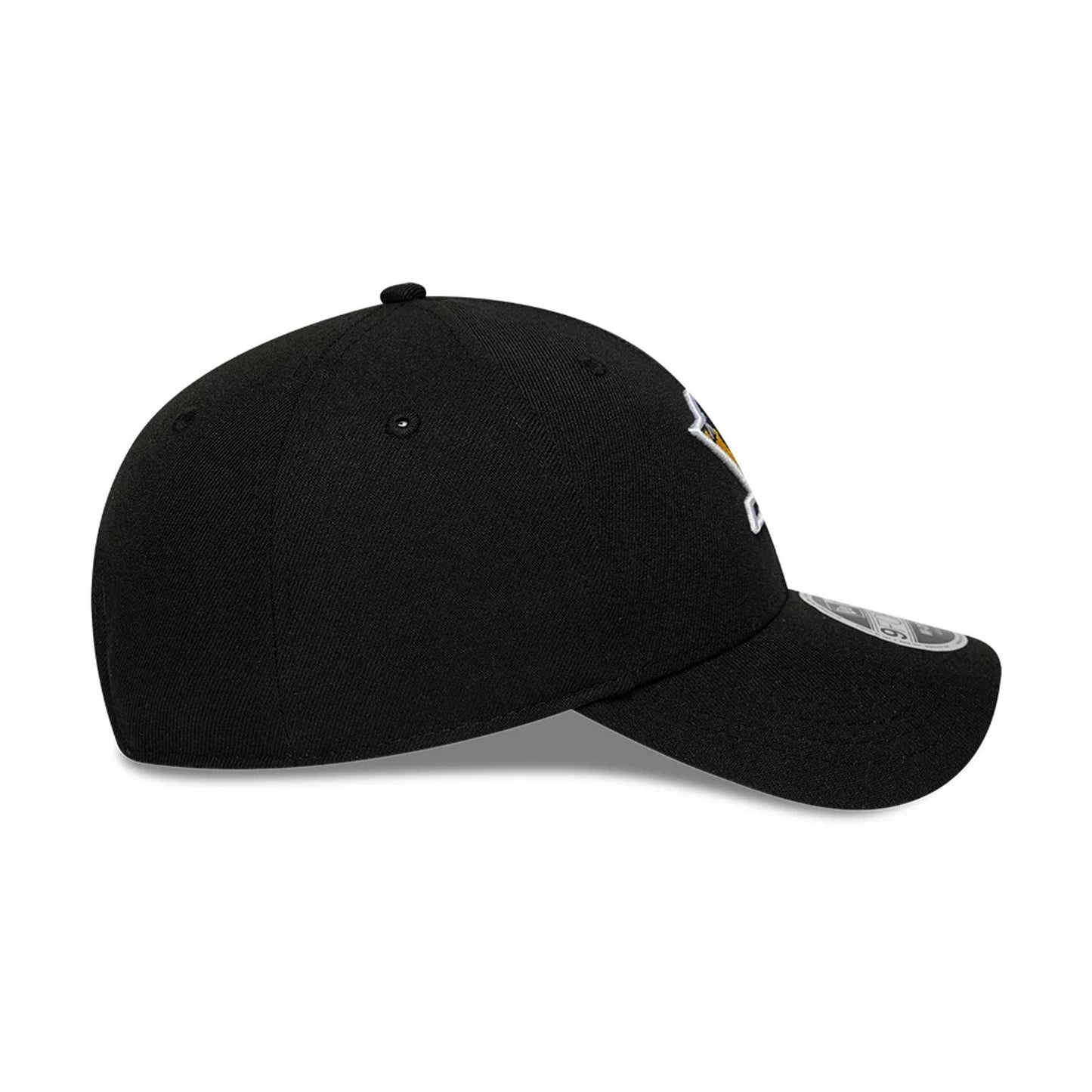 Pictured is this NHL Team Pittsburgh Penguins 9FORTY M-Crown cap in black. 7