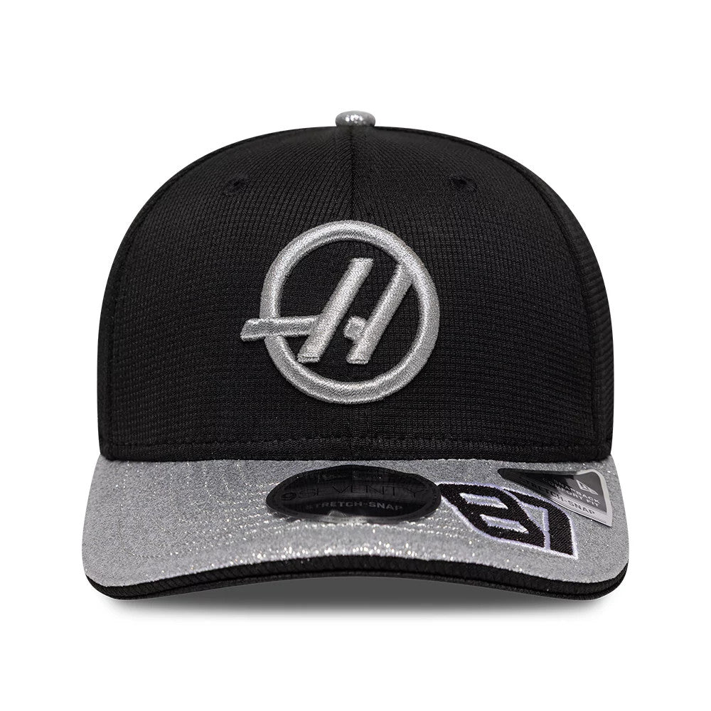 Pictured is this Oliver Bearman Vegas Race Special TGR Haas F1 9SEVENTY Stretch Snap cap in black. 2