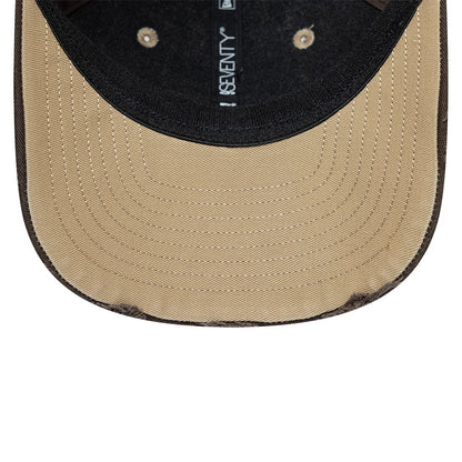 Pictured is this Oliver Bearman Austin Race Special TGR Haas F1 9SEVENTY Stretch Snap cap in dark brown. 2