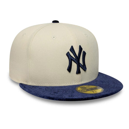 Pictured is this MLB Paisley Visor New York Yankees 59FIFTY Fitted cap in Cream. 5