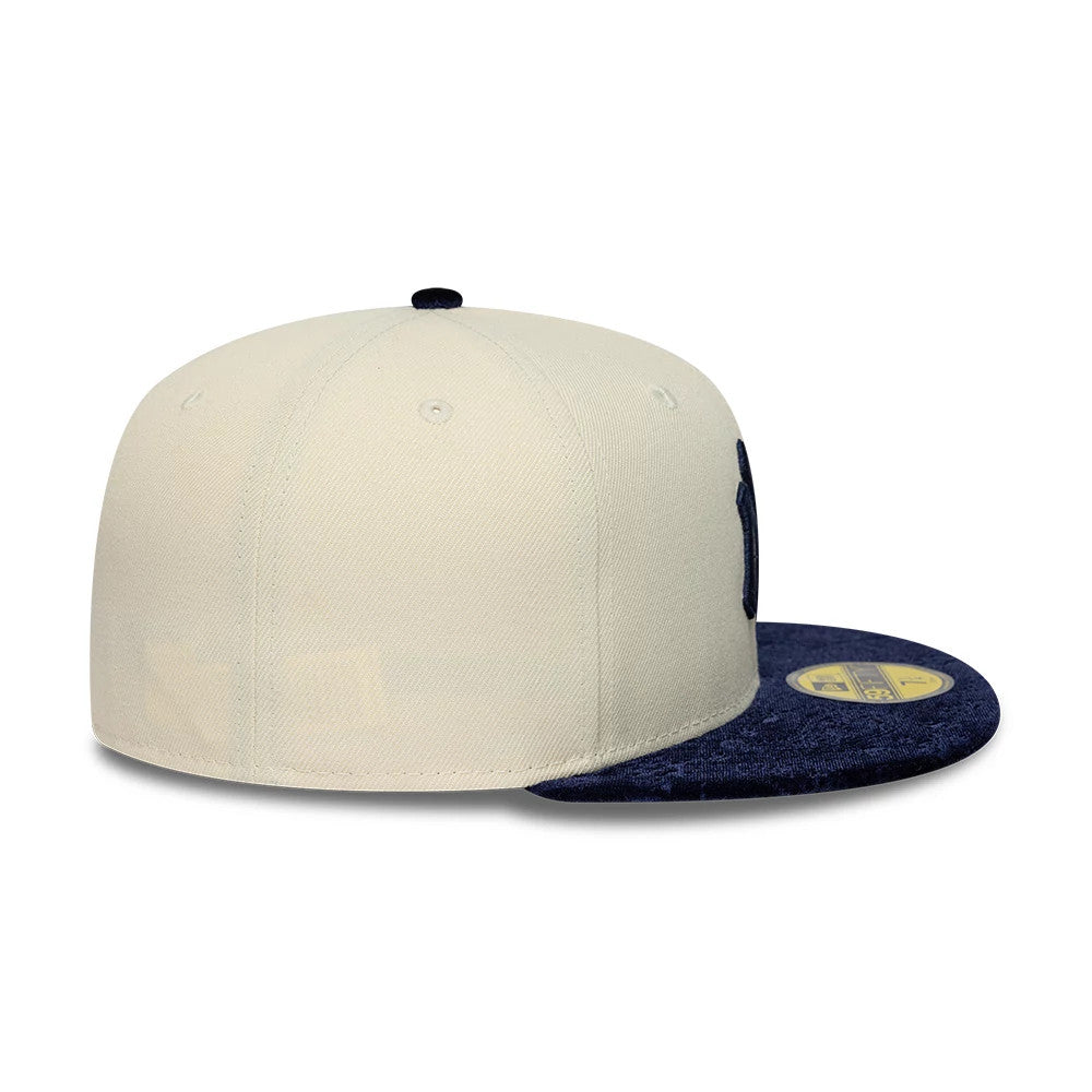 MLB Paisley Visor New York Yankees Cream 59FIFTY Fitted Cap | NEC UK