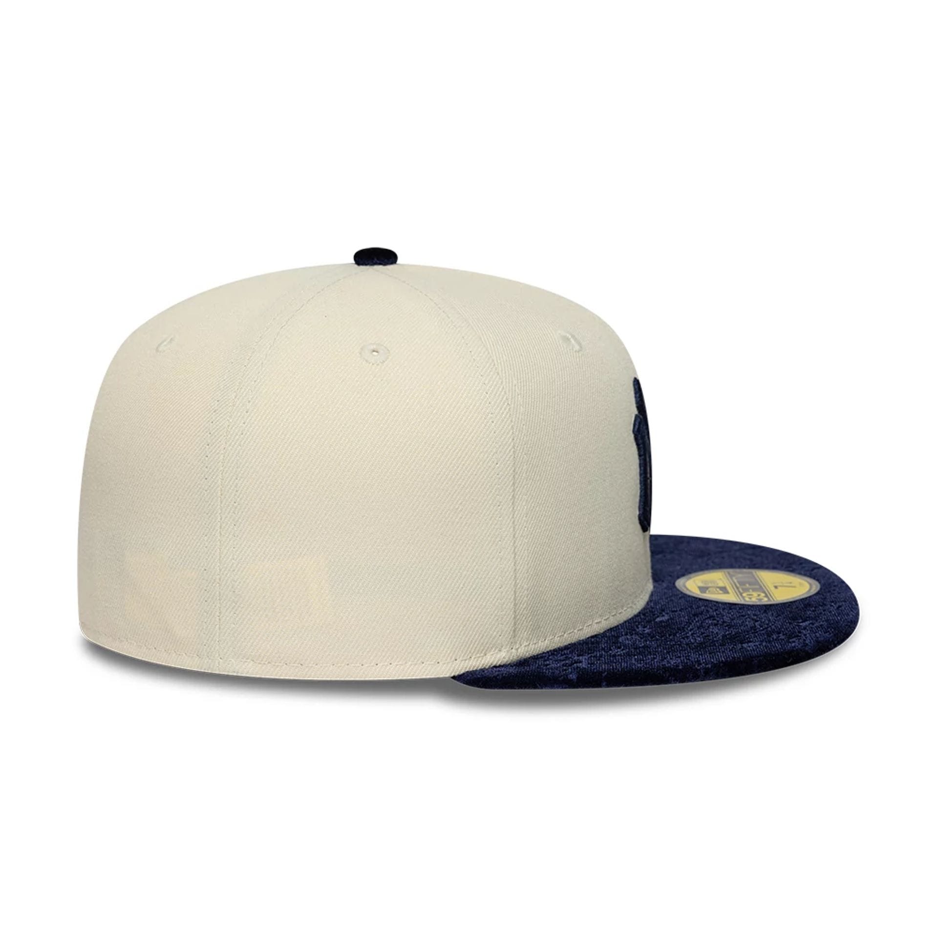 Pictured is this MLB Paisley Visor New York Yankees 59FIFTY Fitted cap in Cream. 7