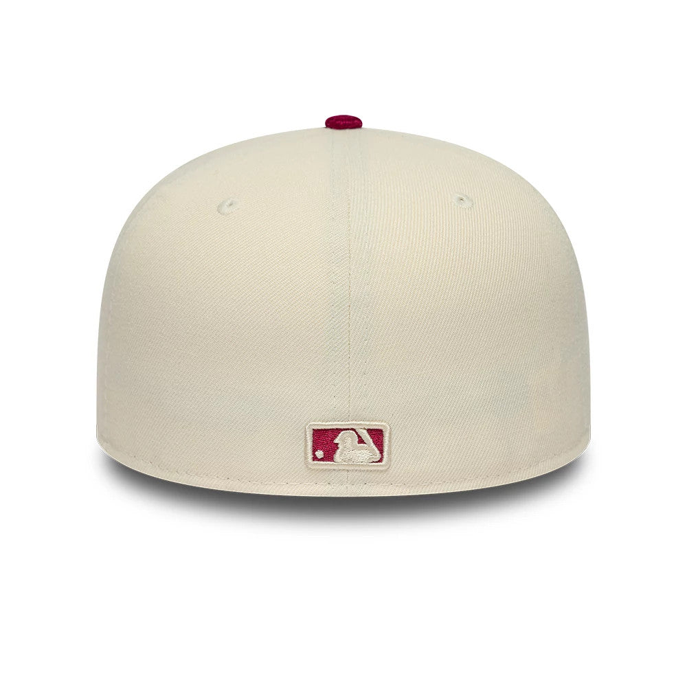 Pictured is this MLB Paisley Visor LA Dodgers 59FIFTY Fitted cap in Cream. 6