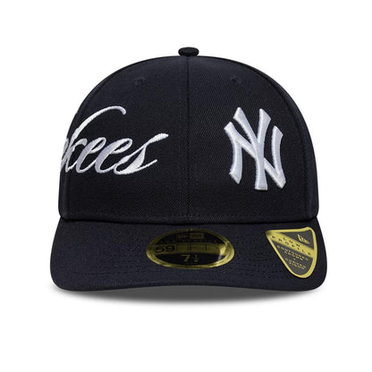 Pictured is this MLB Side Script New York Yankees Low Profile 59FIFTY Fitted cap in navy. 3