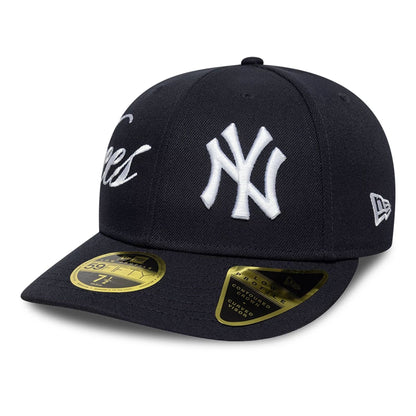 Pictured is this MLB Side Script New York Yankees Low Profile 59FIFTY Fitted cap in navy. 4
