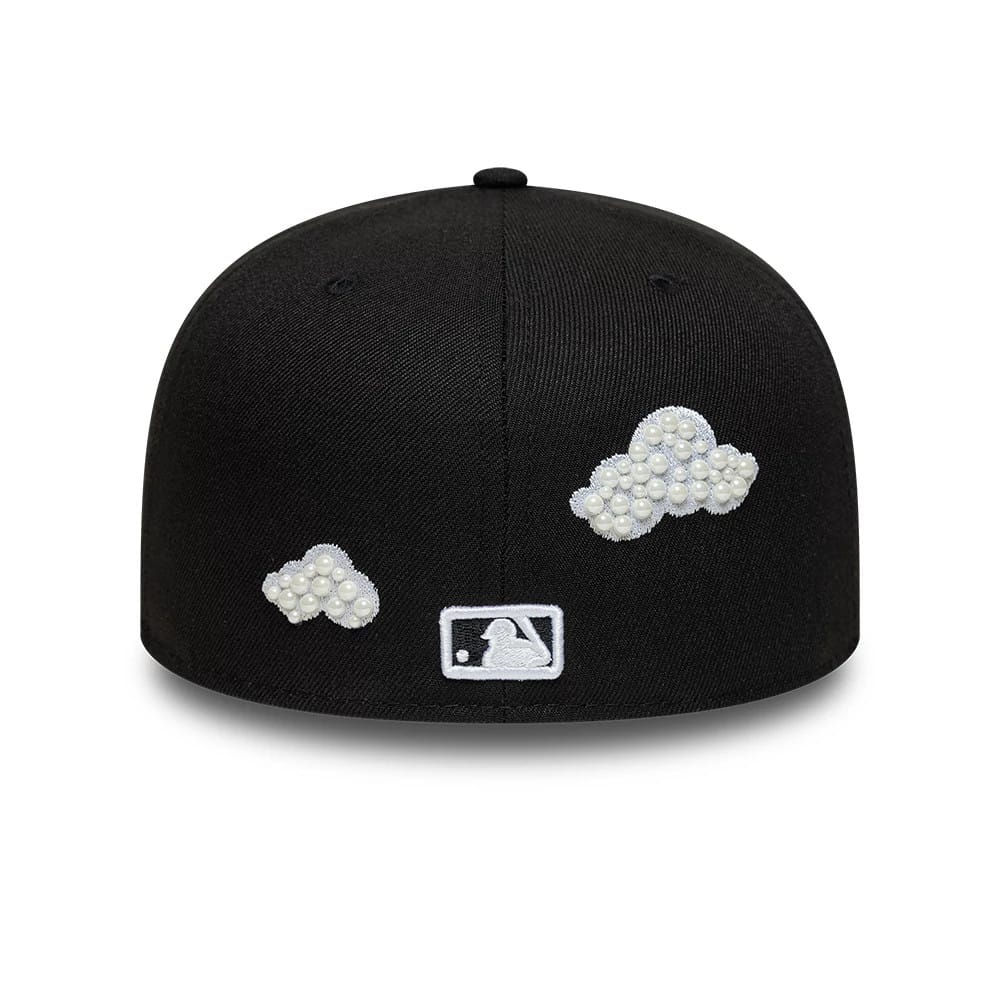 Pictured is this MLB Faux Pearl Chicago White Sox 59FIFTY Fitted cap in black. 3