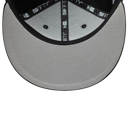 Pictured is this MLB Faux Pearl Chicago White Sox 59FIFTY Fitted cap in black. 2