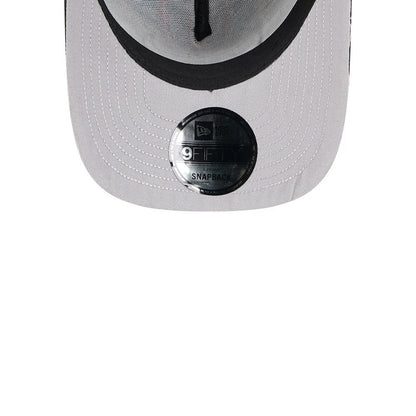 Pictured is this NBA Shattered Chicago Bulls 9FORTY A-Frame cap in black. 2