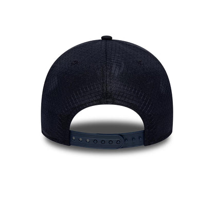 Pictured is this Retro Goal Keeper Chelsea FC Lion Crest 9TWENTY A-Frame cap in navy. 4