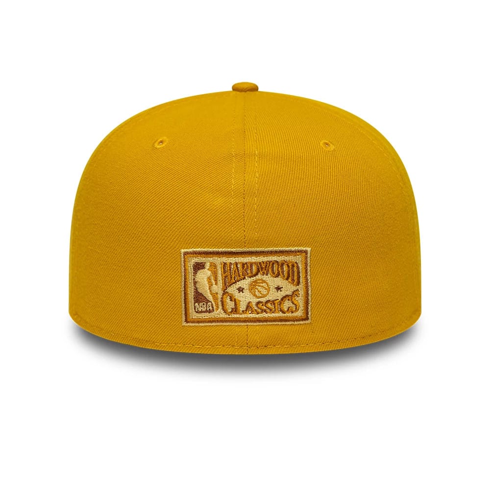 Pictured is this NBA Chicago Bulls 59FIFTY A-Frame Fitted cap in gold. 5