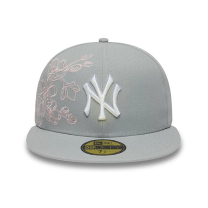 Pictured is this MLB Floral Outline New York Yankees 59FIFTY Fitted cap in grey. 3