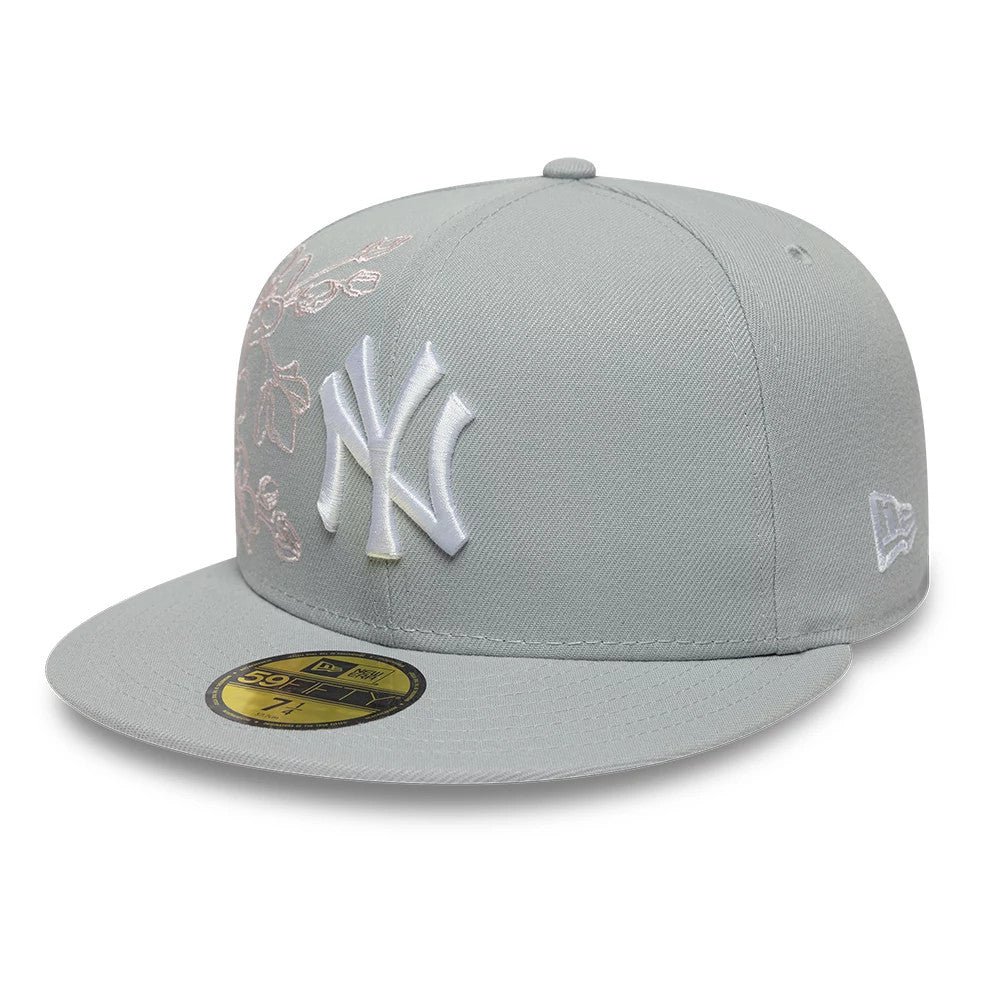 Pictured is this MLB Floral Outline New York Yankees 59FIFTY Fitted cap in grey. 4