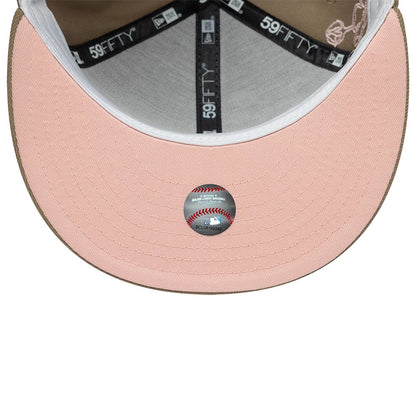 Pictured is this MLB Floral Outline Chicago White Sox 59FIFTY Fitted cap in beige. 2