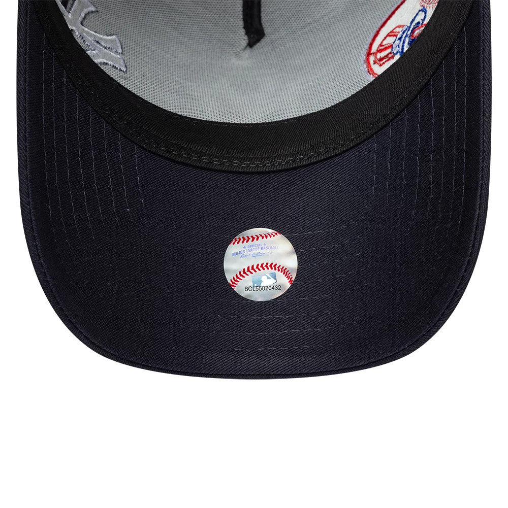 Pictured is this MLB Patch New York Yankees 9FORTY A-Frame Trucker cap in navy. 7