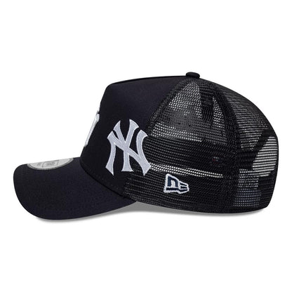 Pictured is this MLB Patch New York Yankees 9FORTY A-Frame Trucker cap in navy. 5