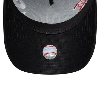 Pictured is this MLB Patch Chicago White Sox 9FORTY A-Frame Trucker cap in black. 7