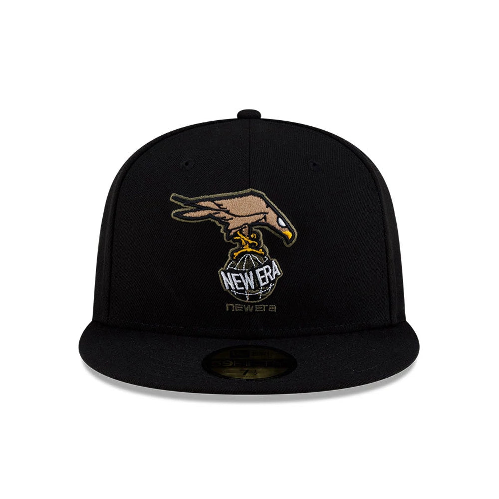 Pictured is this Roji Soccer 59FIFTY Fitted cap in black. 3
