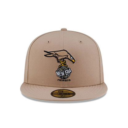 Pictured is this Roji Soccer 59FIFTY Fitted cap in beige. 3
