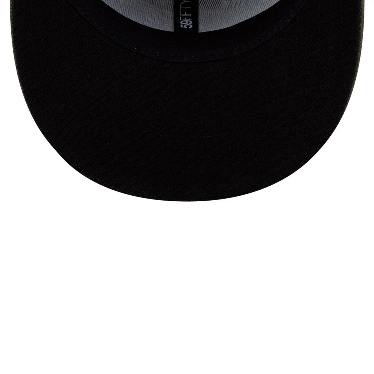 Pictured is this Roji Soccer 59FIFTY Fitted cap in green. 2