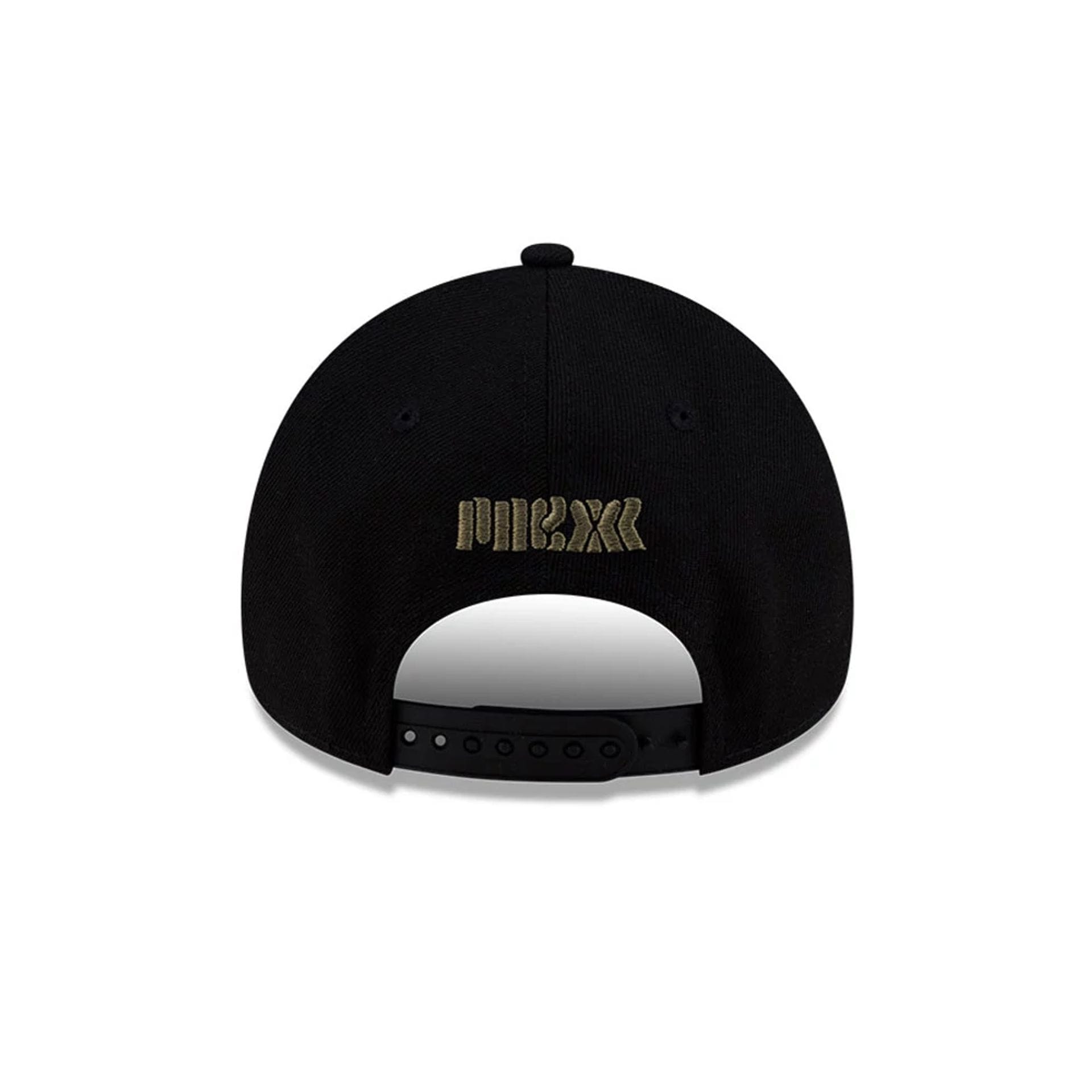 Pictured is this Roji Soccer 9FORTY A-Frame cap in black. 4