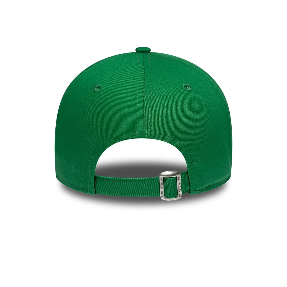Pictured is this Lacoste X New Era 9FORTY cap in green. 6