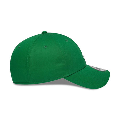 Pictured is this Lacoste X New Era 9FORTY cap in green. 5
