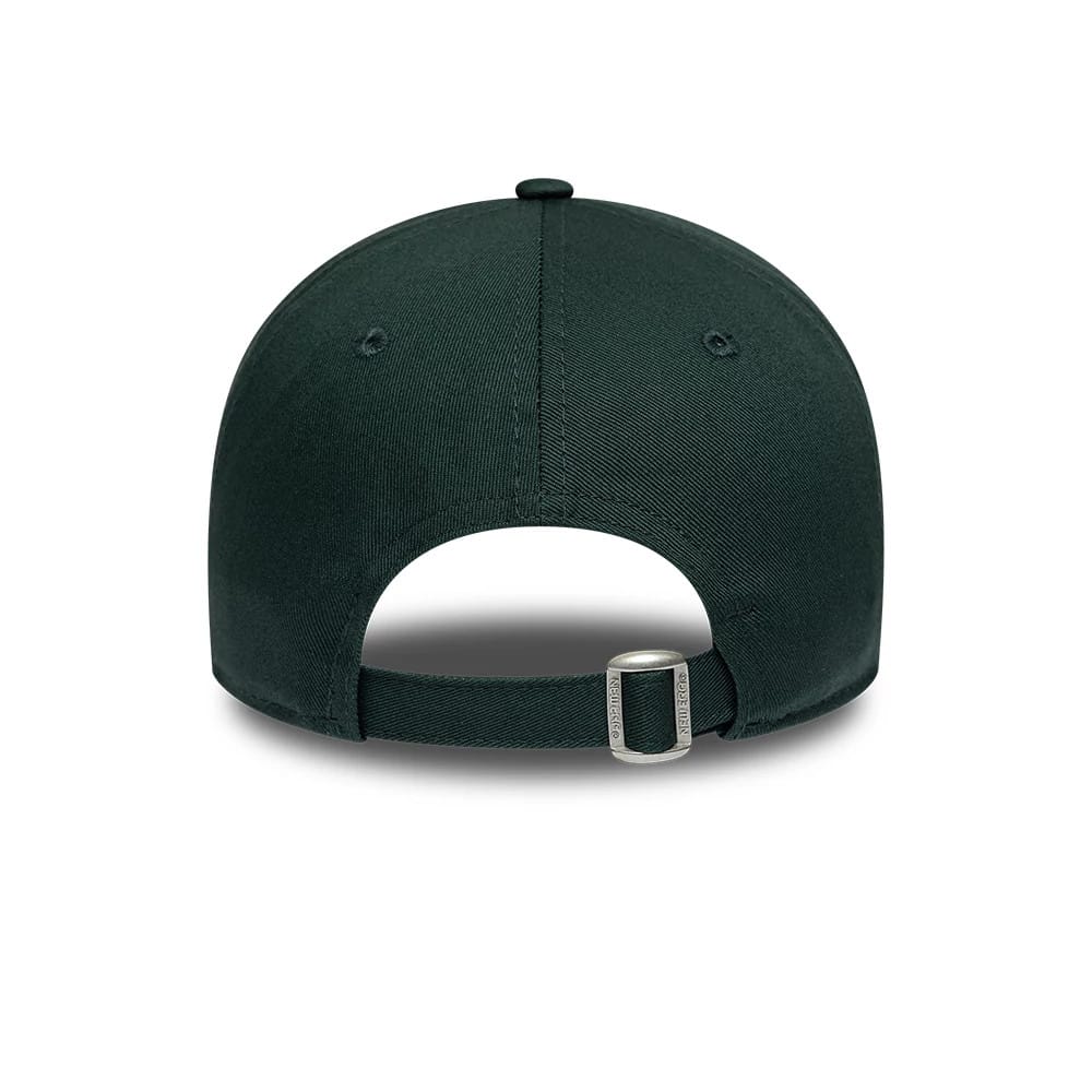 Pictured is this Lacoste X New Era 9TWENTY cap in dark green. 6