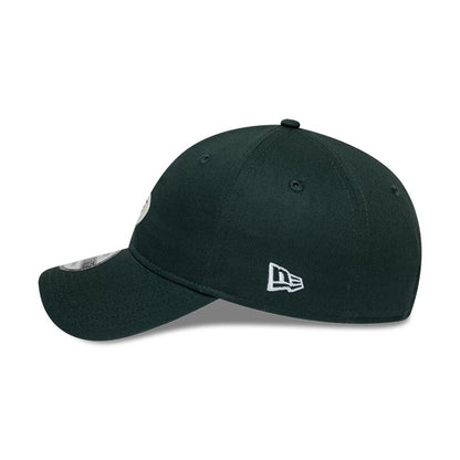 Pictured is this Lacoste X New Era 9TWENTY cap in dark green. 4