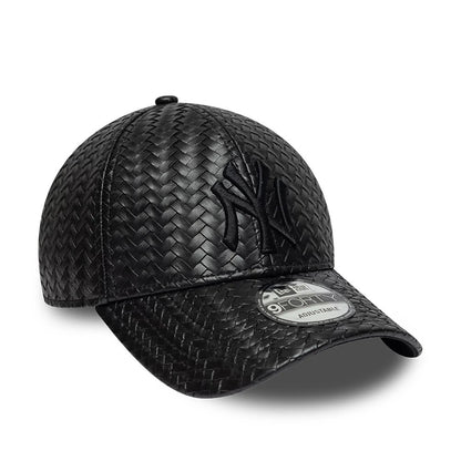 Pictured is this MLB PU Weave New York Yankees 9FORTY cap in black. 3