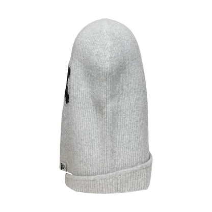 Pictured is this Womens MLB Knitted New York Yankees Balaclava hat in grey. 4
