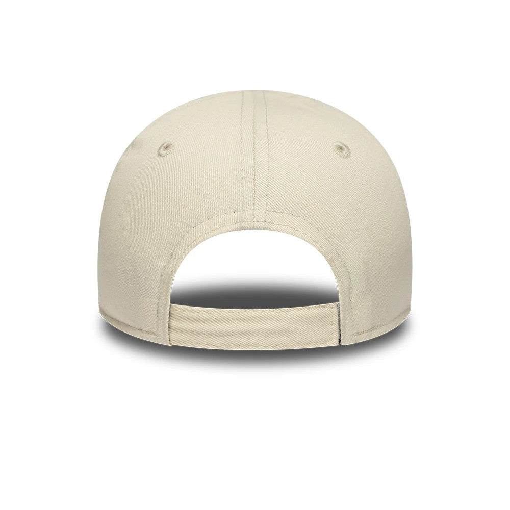 Pictured is this Toddler MLB League Essential New York Yankees 9FORTY cap in light beige & pink. 4