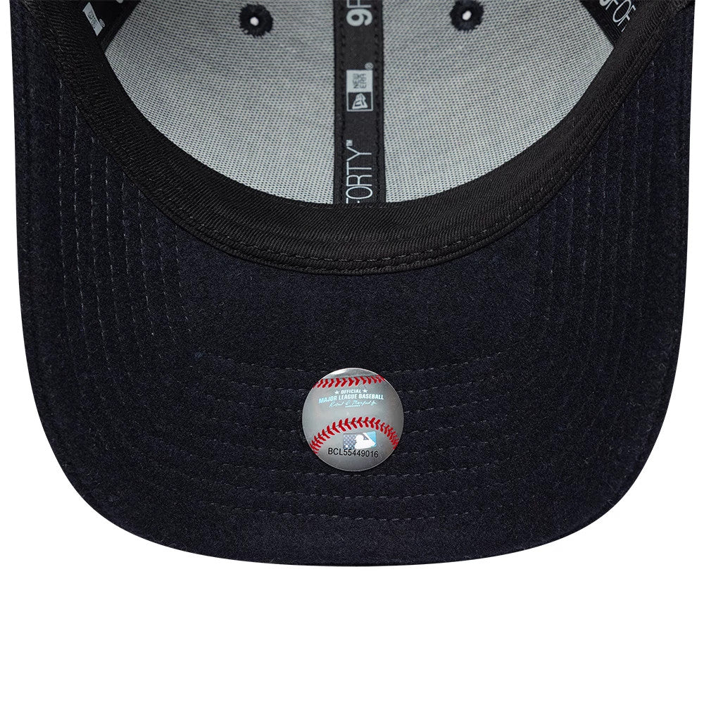 Pictured is this MLB Script New York Yankees 9FORTY cap in navy. 5