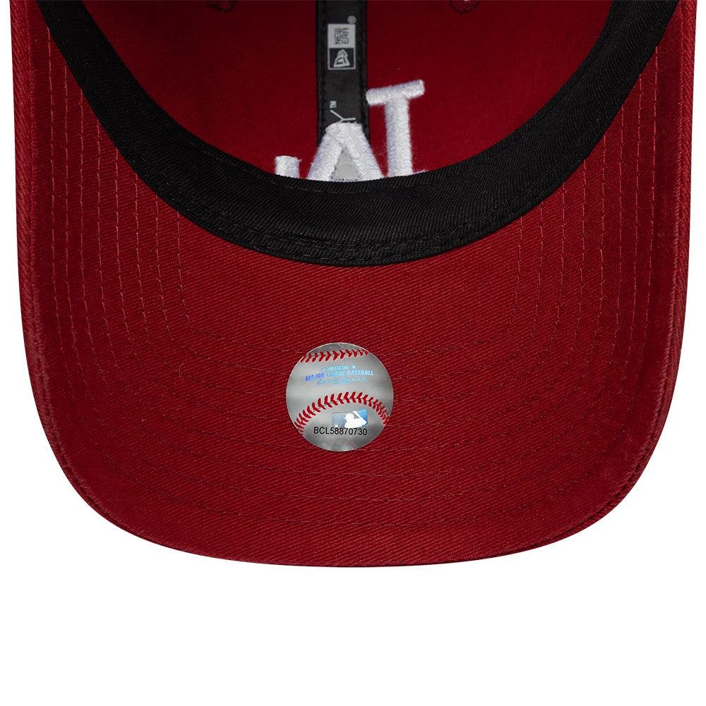 Pictured is this MLB League Essential LA Dodgers 9TWENTY cap in dark red. 5