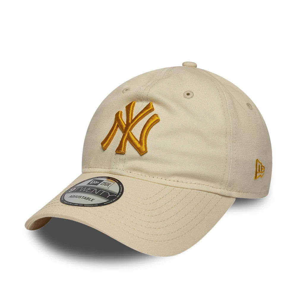 Pictured is this MLB League Essential New York Yankees 9TWENTY cap in light beige. 1