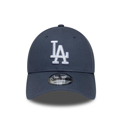 Pictured is this MLB League Essential LA Dodgers 9FORTY cap in dark blue. 2