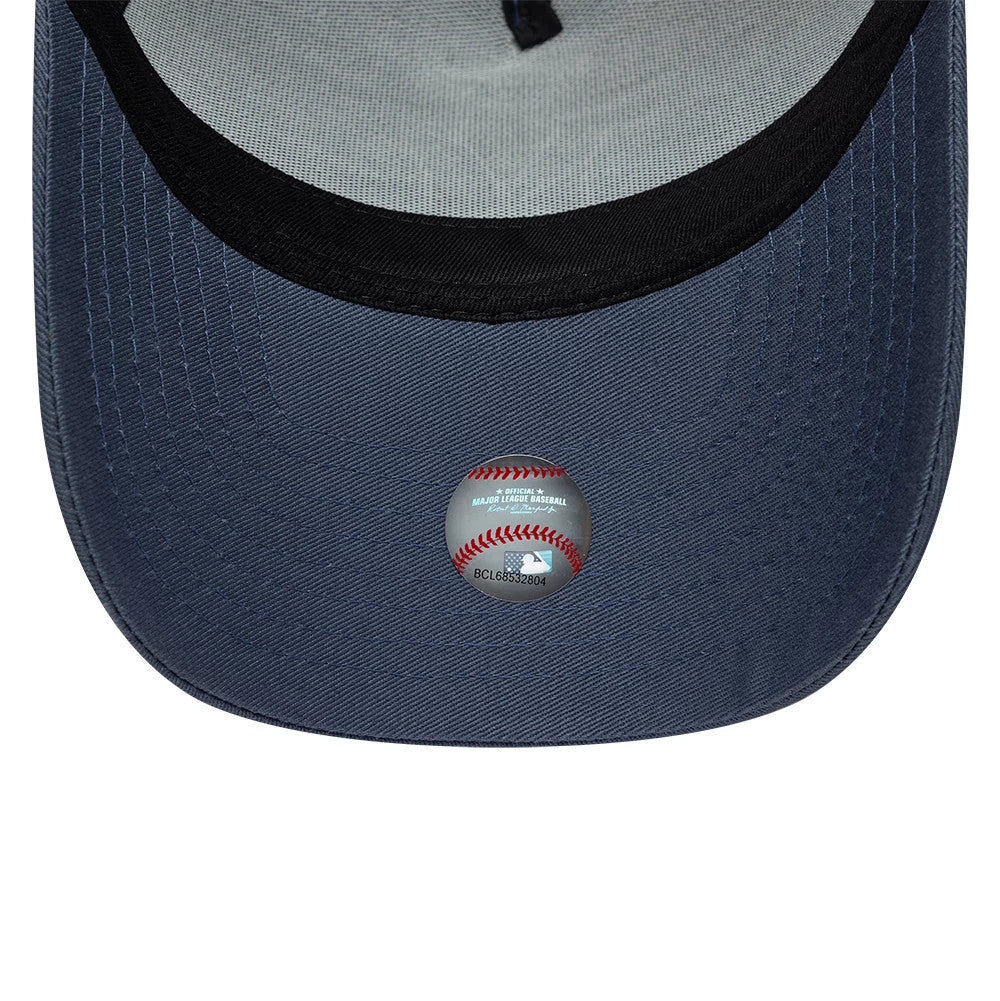 Pictured is this MLB League Essential New York Yankees 9FORTY E-Frame cap in dark blue. 5