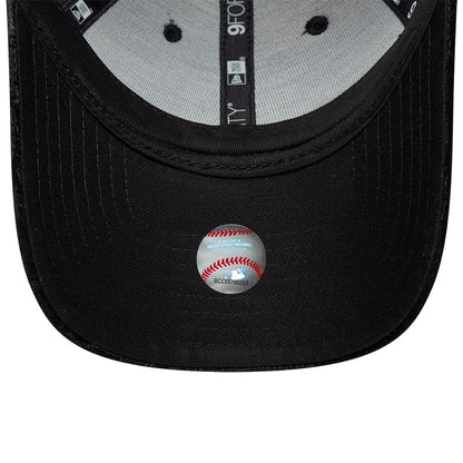 Pictured is this Womens MLB Patterned Velour New York Yankees 9FORTY cap in black. 5