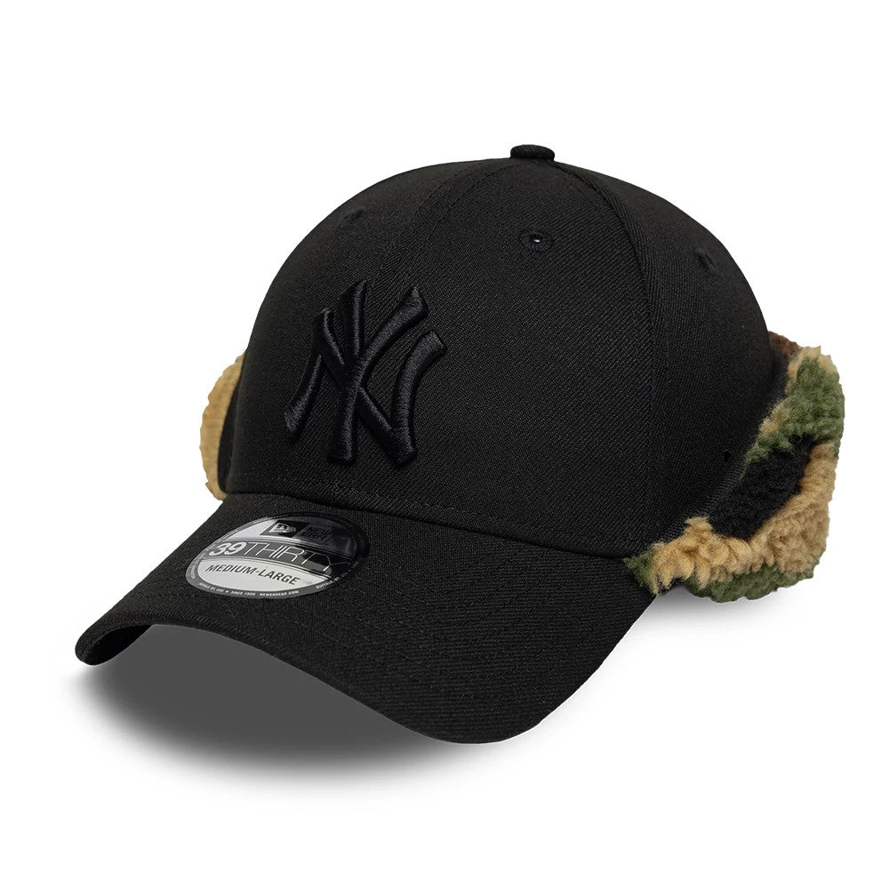 Pictured is this MLB New York Yankees 39THIRTY Downflap Stretch Fit cap in black. 1