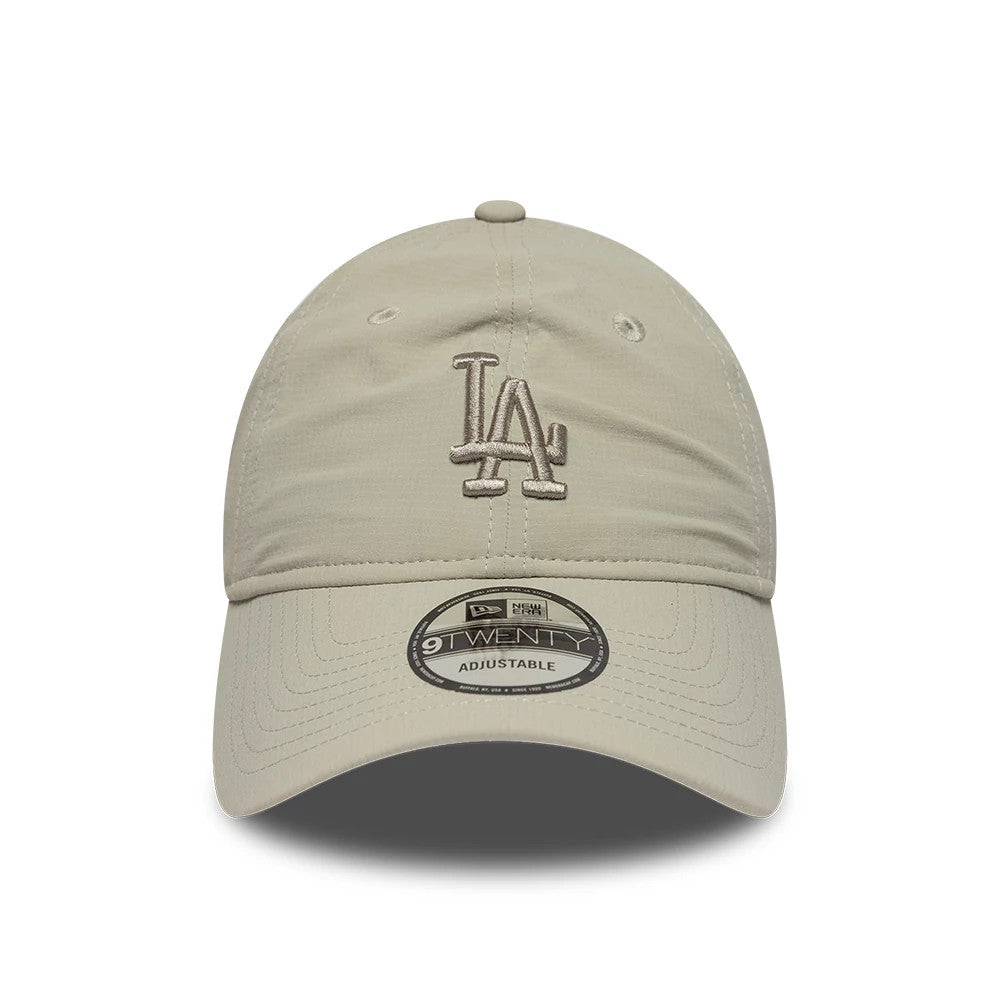 Pictured is this MLB Ripstop LA Dodgers 9TWENTY cap in beige. 2