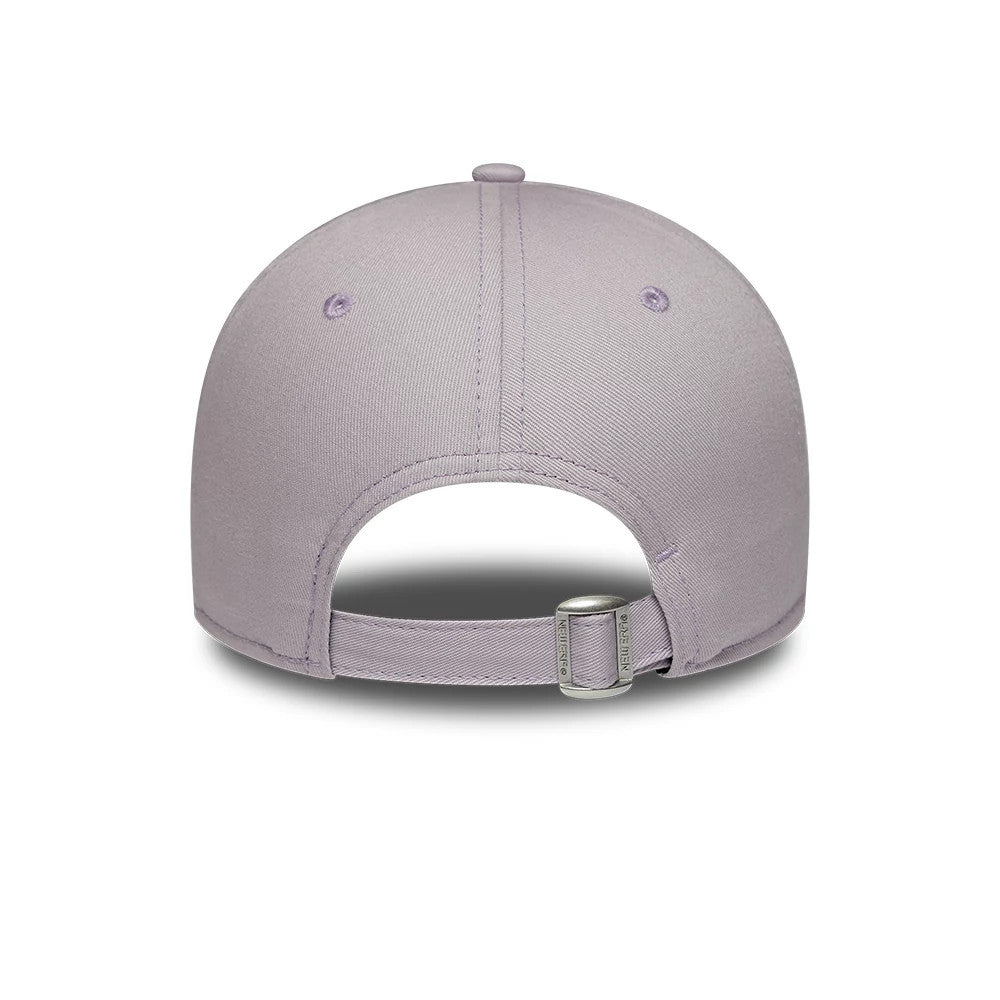 Pictured is this Womens MLB League Essential LA Dodgers 9FORTY cap in pastel purple. 4