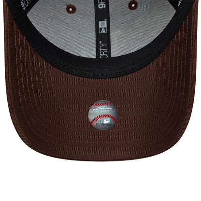 Pictured is this MLB Cord LA Dodgers 9FORTY cap in brown. 5