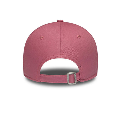 Pictured is this Womens MLB League Essential New York Yankees 9FORTY cap in pink. 4