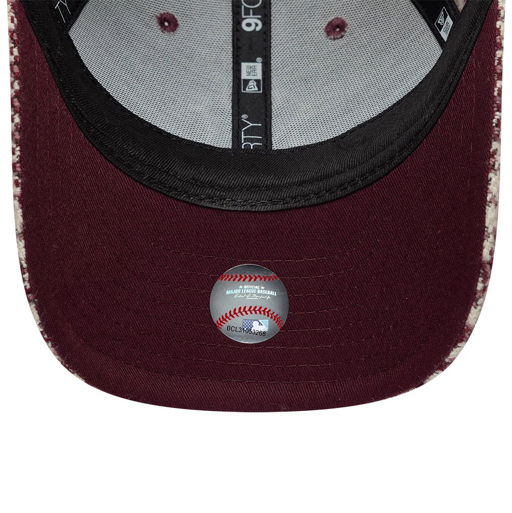 Pictured is this Womens MLB Houndstooth New York Yankees 9FORTY M-Crown cap in dark red. 5
