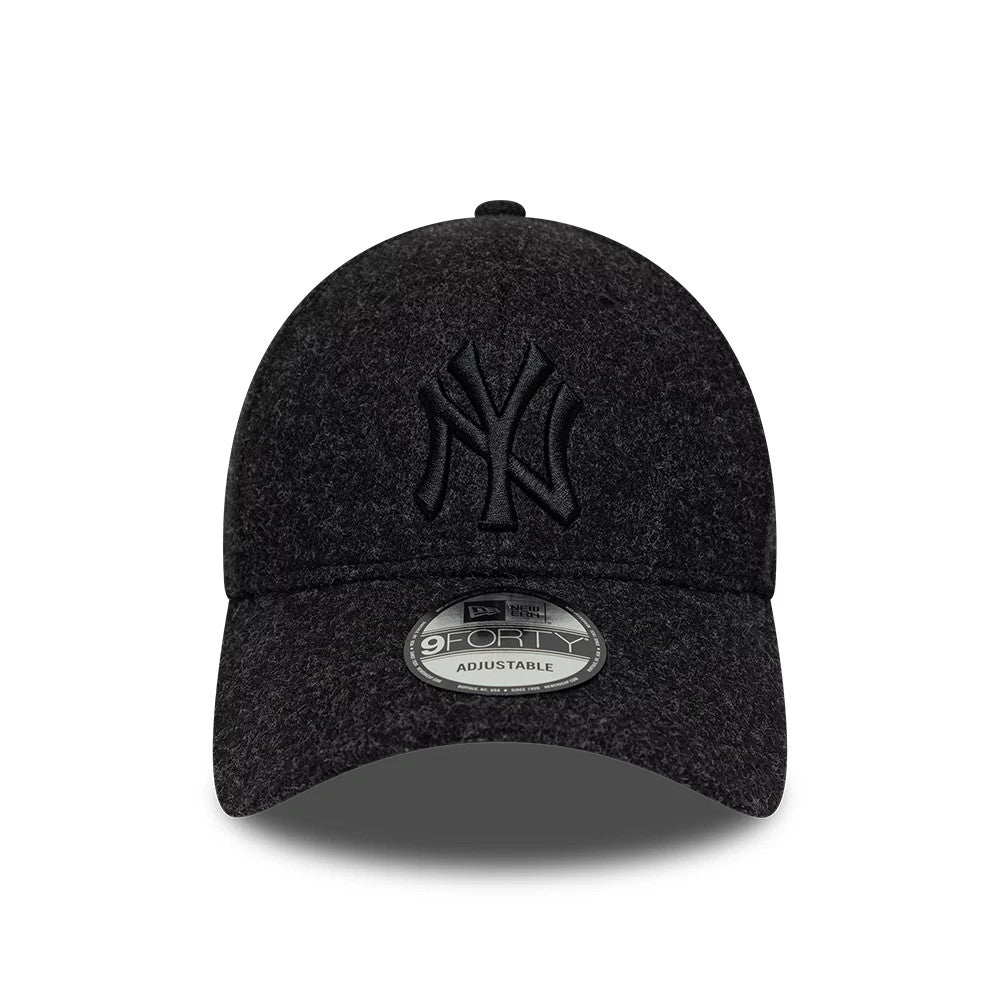 Pictured is this MLB Winter New York Yankees 9FORTY cap in black. 2