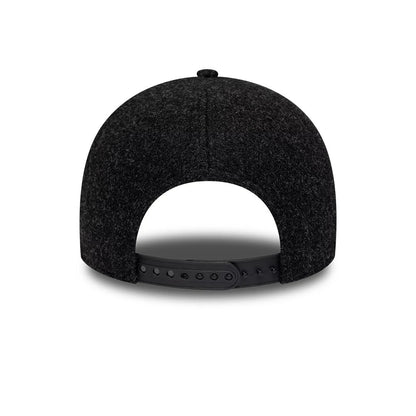 Pictured is this MLB Winter New York Yankees 9FORTY cap in black. 4