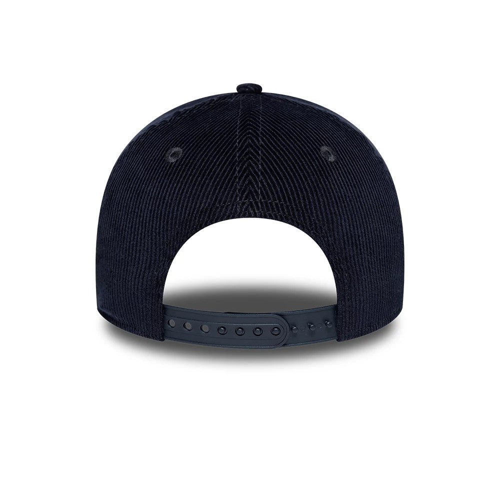 Pictured is this MLB Cord New York Yankees 9FORTY E-Frame cap in navy. 4